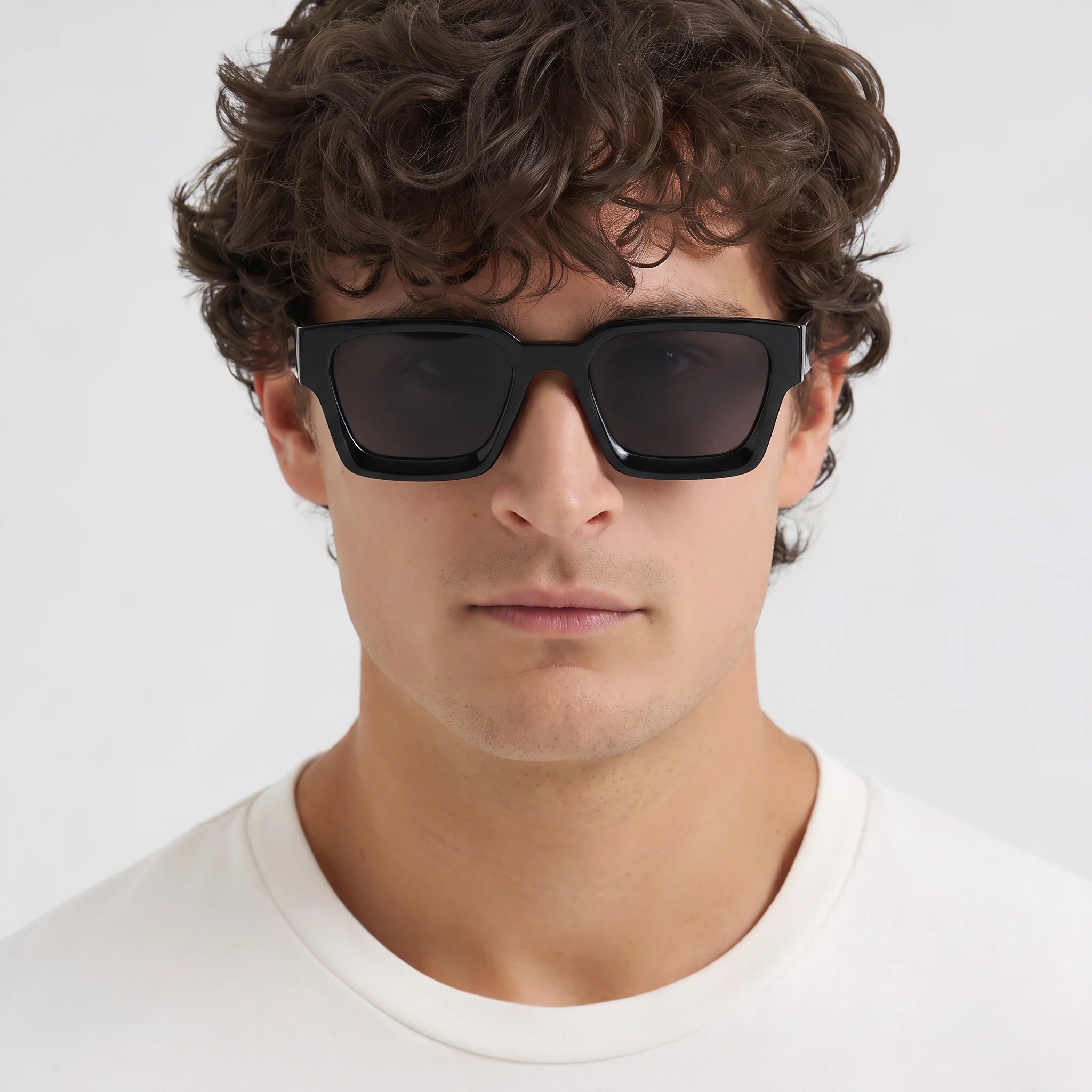 Crackow Modern Wayfarer Sunglases