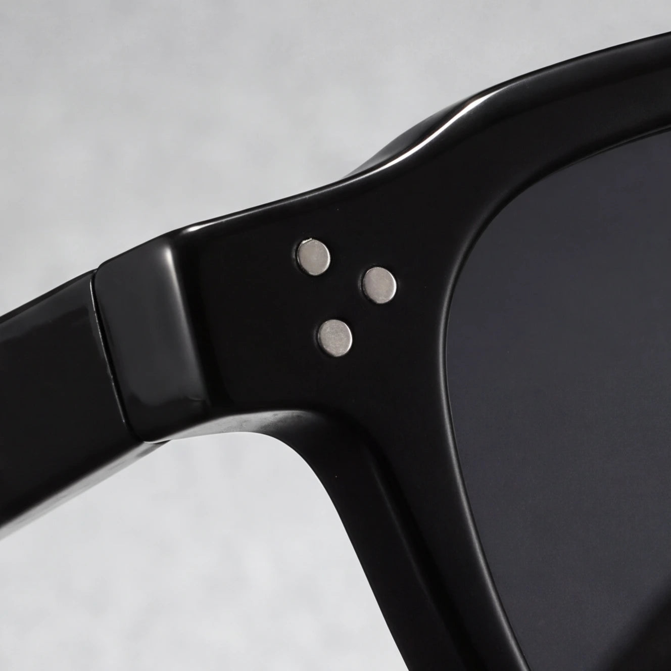 Belgravia Classif Wayfarer Sunglasses
